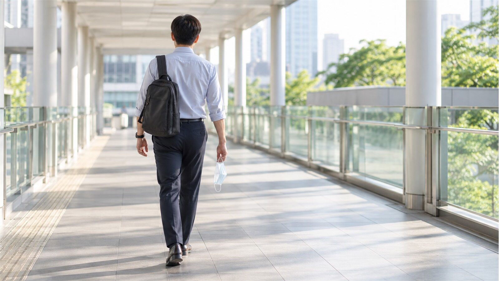 안구건조증 원인, 마스크 쓰면 눈이 마르는 이유와 대처법 대표 이미지